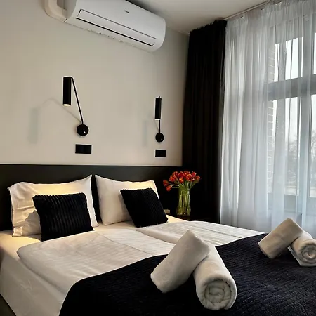 לינה וארוחת בוקר Motlawa Riverside - Boutique In 3*