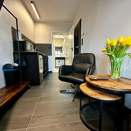 לינה וארוחת בוקר Motlawa Riverside - Boutique In 3*