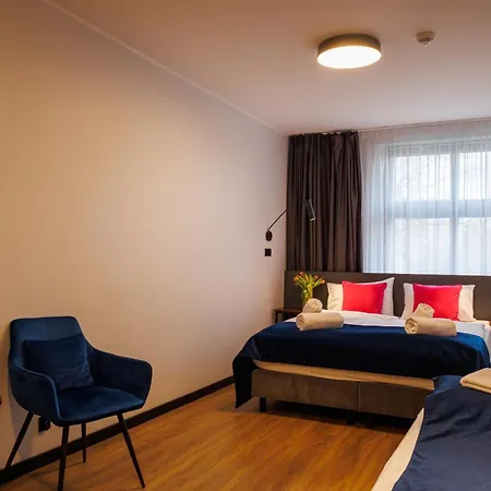 לינה וארוחת בוקר Motlawa Riverside - Boutique In 3*