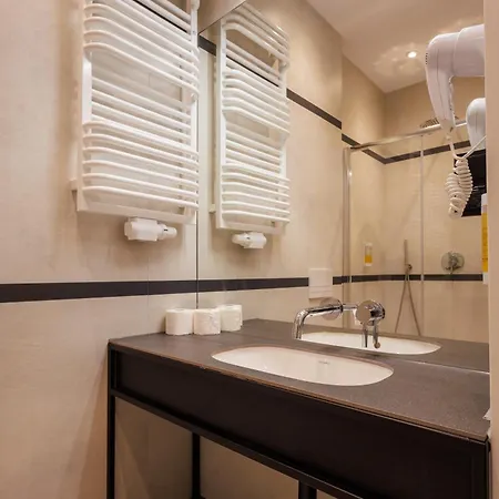 Motlawa Riverside - Boutique In Bed and breakfast 3*